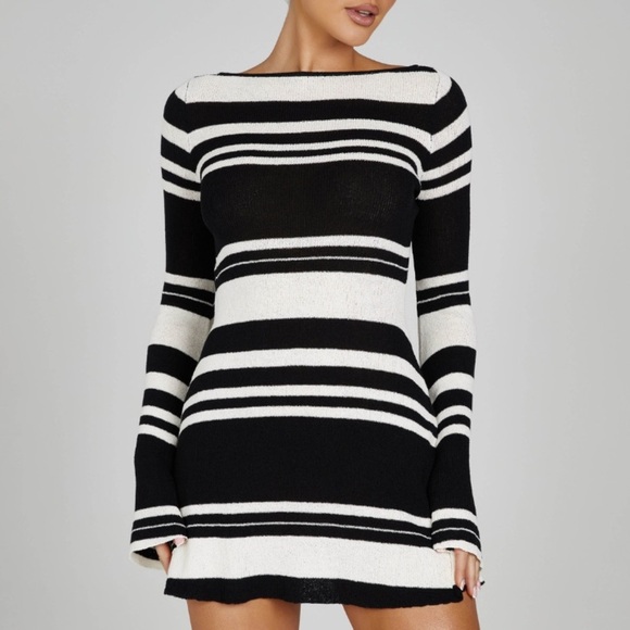 NWOT European Black and White Striped Long Sleeve Open Back Dress Size Medium - Picture 3 of 9